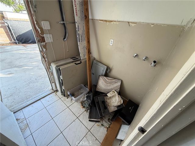 22435 Welby Way, West Hills, CA 91307