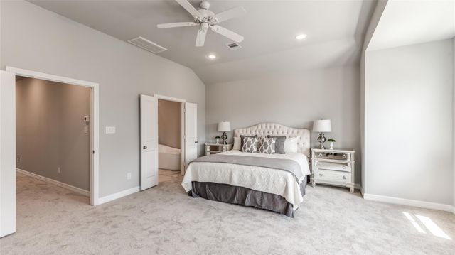 605 W 24th Street, Houston, TX 77008