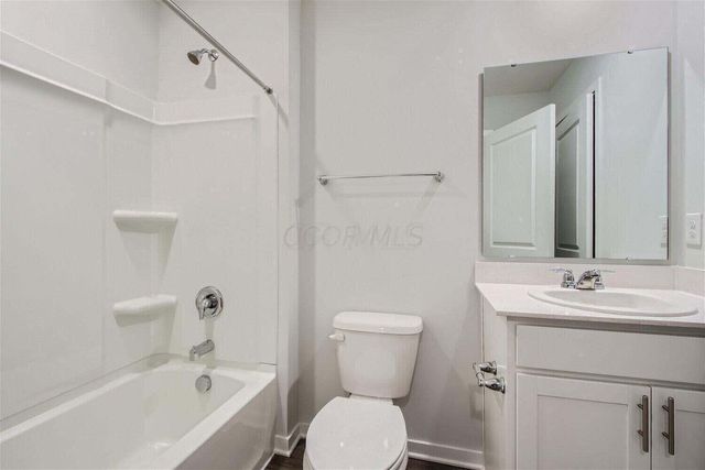 6371 Marinelli Drive N, Columbus, OH 43228