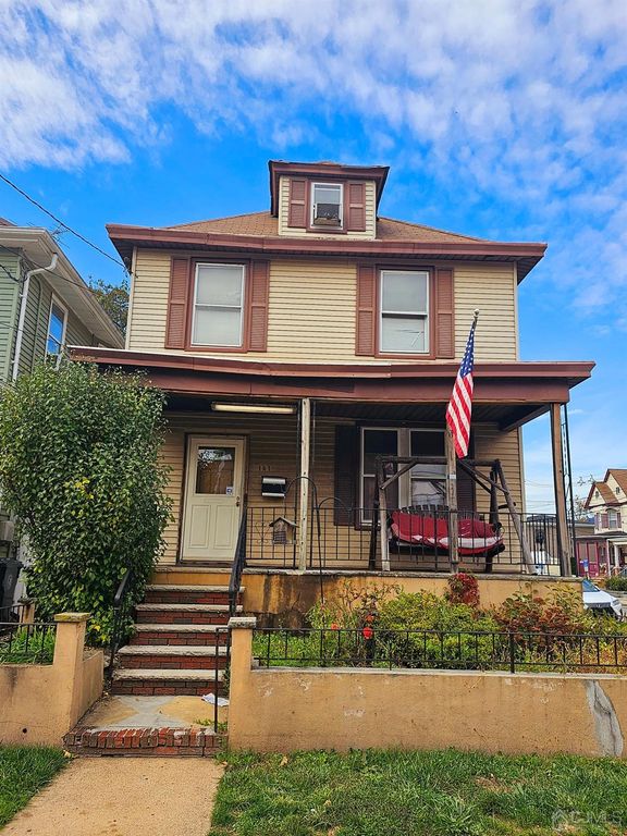 141 Brighton Avenue Bell and Stockton