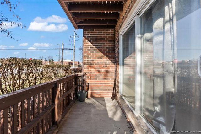 6770 181st Street 1412, Tinley Park, IL 60477