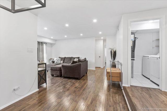 6770 181st Street 1412, Tinley Park, IL 60477