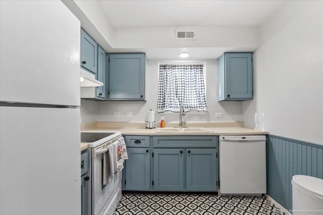 6770 181st Street 1412, Tinley Park, IL 60477