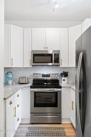 4220 Wilshire Boulevard 204, Wilmington, NC 28403