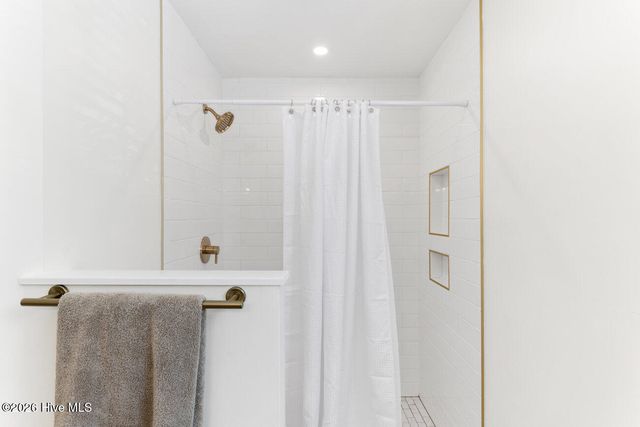 4220 Wilshire Boulevard 204, Wilmington, NC 28403