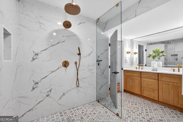 3811 N Stratford Road NE, Atlanta, GA 30342