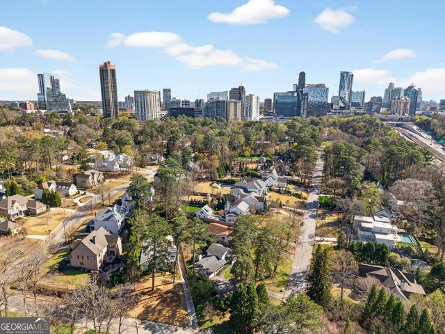 3811 N Stratford Road NE, Atlanta, GA 30342