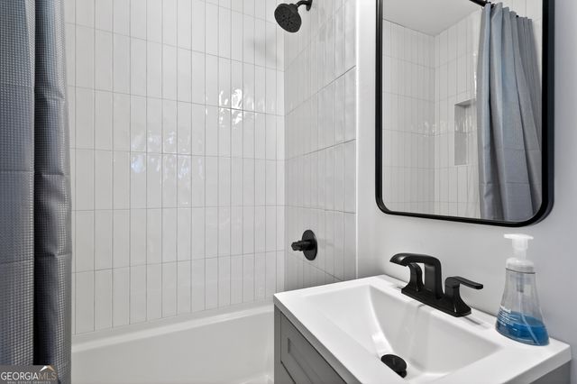 3811 N Stratford Road NE, Atlanta, GA 30342