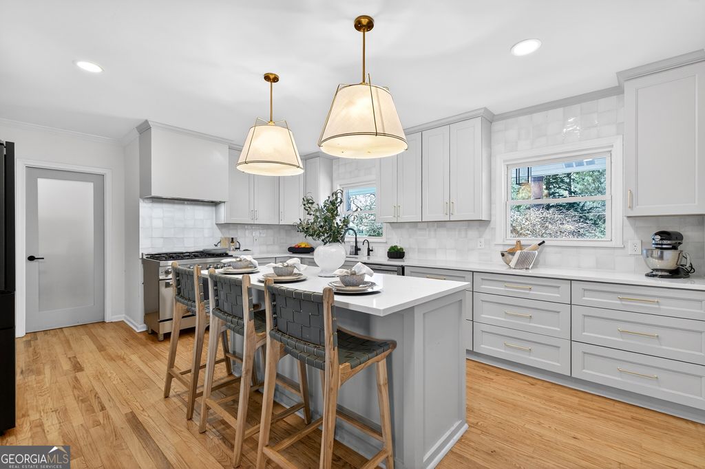 3811 N Stratford Road NE, Atlanta, GA 30342