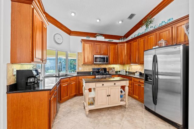 17352 Valencia Boulevard, Loxahatchee, FL 33470