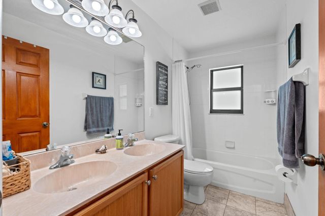 17352 Valencia Boulevard, Loxahatchee, FL 33470