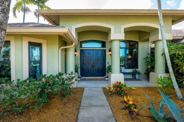 17352 Valencia Boulevard, Loxahatchee, FL 33470