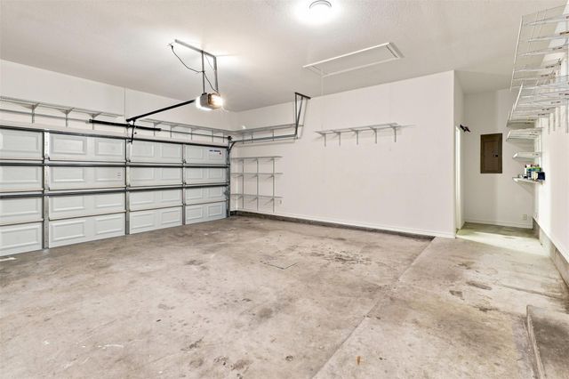 3303 E Scenic LOOP, Marble Falls, TX 78654