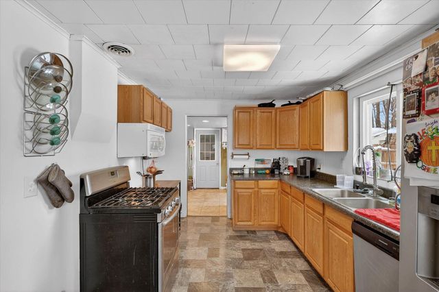 126 N Clark Street, Six Lakes, MI 48886