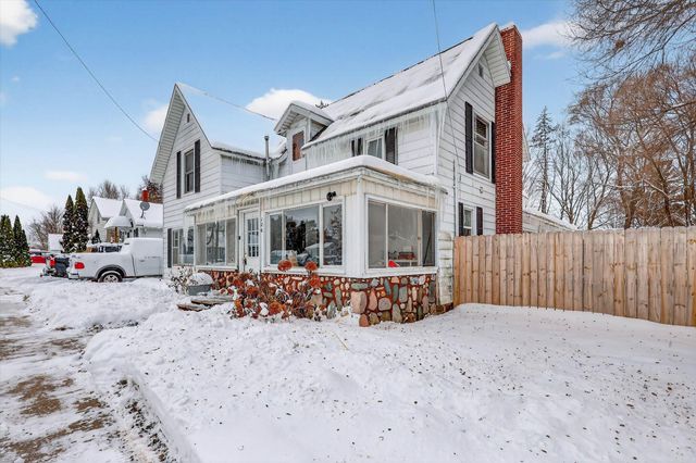 126 N Clark Street, Six Lakes, MI 48886