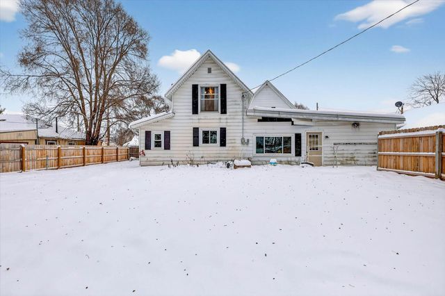 126 N Clark Street, Six Lakes, MI 48886