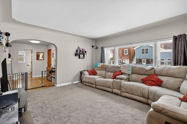 126 N Clark Street, Six Lakes, MI 48886