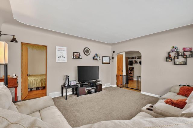 126 N Clark Street, Six Lakes, MI 48886