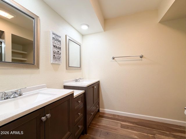 341 LEISURE WORLD --, Mesa, AZ 85206