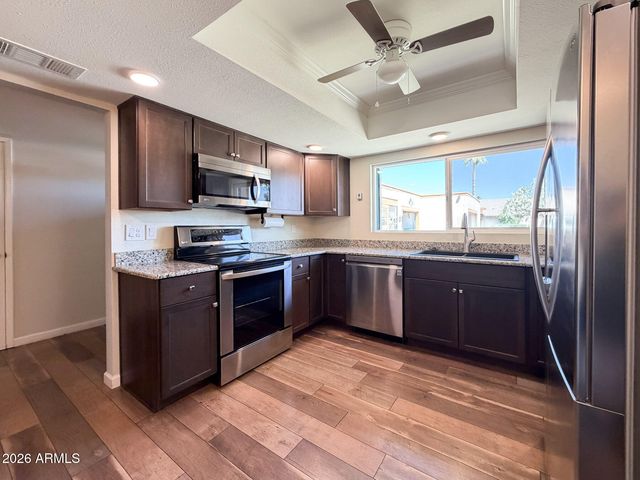 341 LEISURE WORLD --, Mesa, AZ 85206