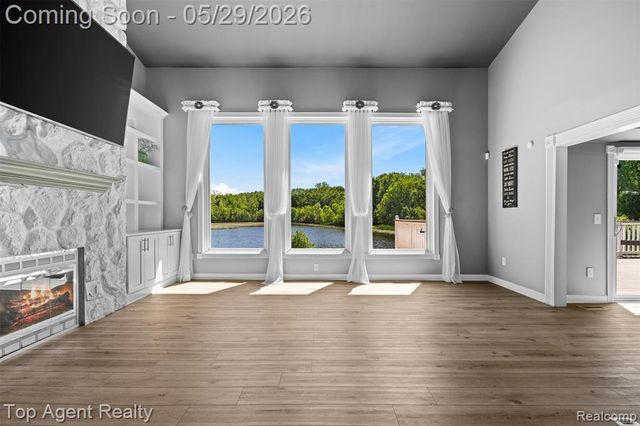 43912 Trillium Drive, Sterling Heights, MI 48314