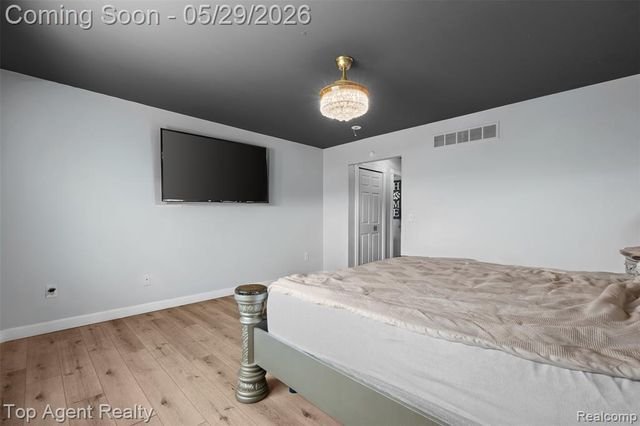 43912 Trillium Drive, Sterling Heights, MI 48314