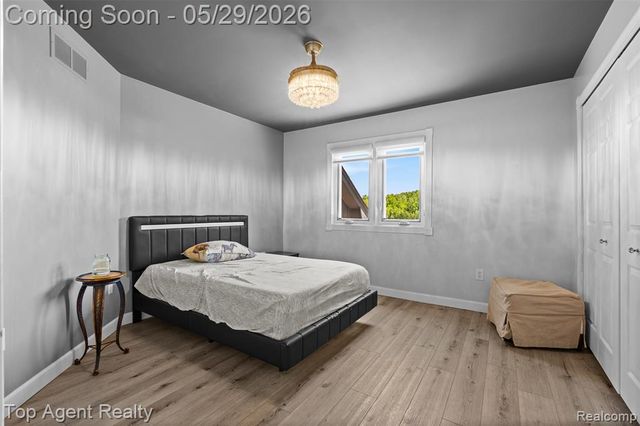 43912 Trillium Drive, Sterling Heights, MI 48314
