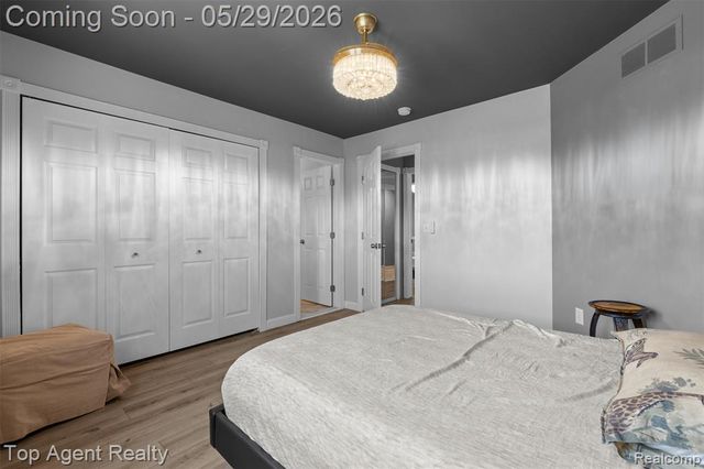 43912 Trillium Drive, Sterling Heights, MI 48314
