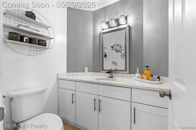 43912 Trillium Drive, Sterling Heights, MI 48314