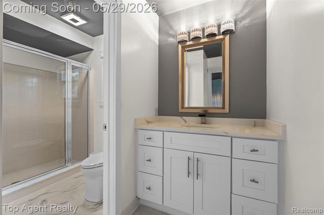 43912 Trillium Drive, Sterling Heights, MI 48314
