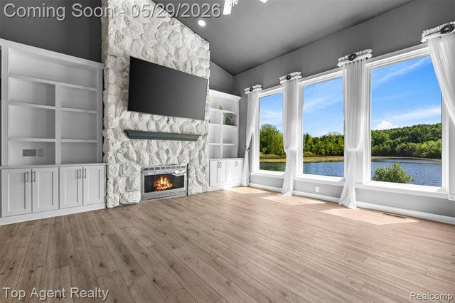 43912 Trillium Drive, Sterling Heights, MI 48314