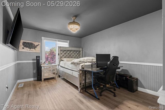 43912 Trillium Drive, Sterling Heights, MI 48314