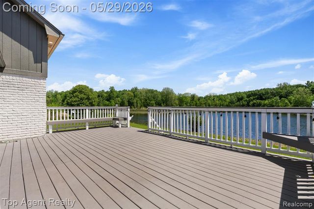 43912 Trillium Drive, Sterling Heights, MI 48314