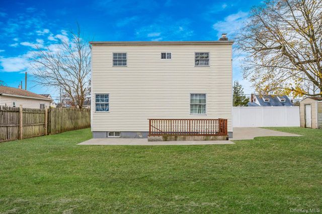 47 Satinwood Street, Central Islip, NY 11722