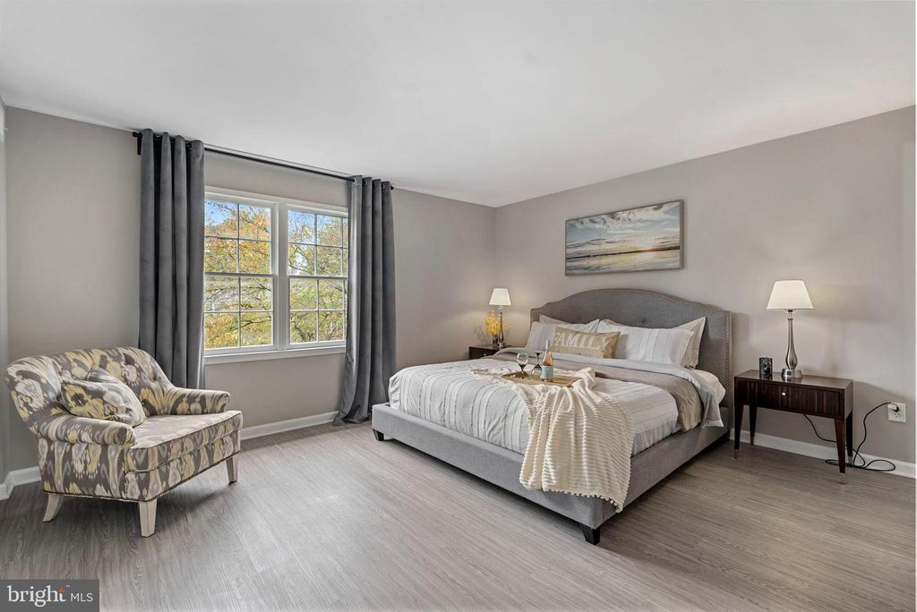 790 QUINCE ORCHARD BLVD #202, Gaithersburg, MD 20878