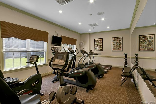 24 N De Baun Avenue 302, Suffern, NY 10901