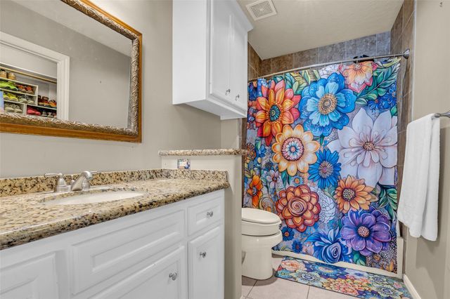 106 Harbour Town Way, Conroe, TX 77356