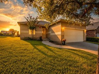 106 Harbour Town Way, Conroe, TX 77356