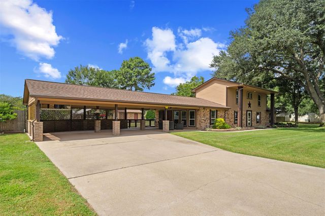16855 E Maglitto Circle, Tomball, TX 77377