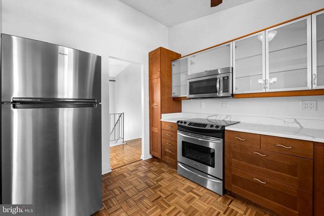 520 HOLLY HUNT RD, Middle River, MD 21220