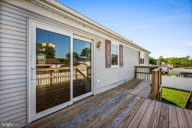 520 HOLLY HUNT RD, Middle River, MD 21220