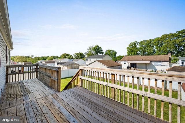 520 HOLLY HUNT RD, Middle River, MD 21220