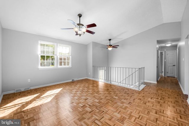 520 HOLLY HUNT RD, Middle River, MD 21220