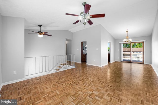 520 HOLLY HUNT RD, Middle River, MD 21220