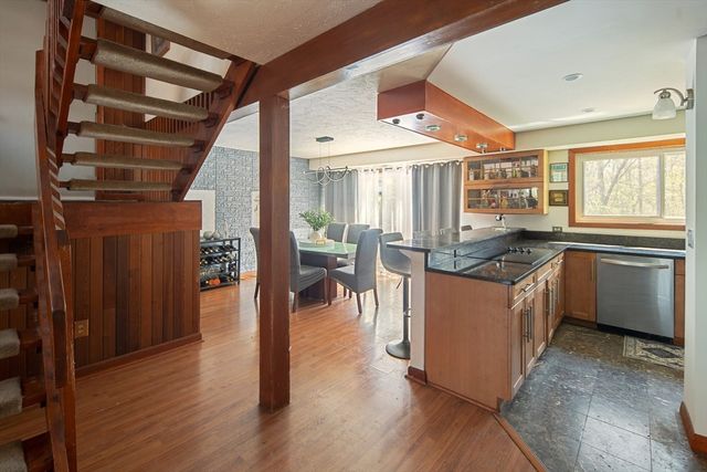2231 Bay Rd, Sharon, MA 02067