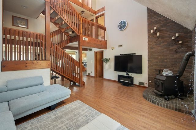 2231 Bay Rd, Sharon, MA 02067