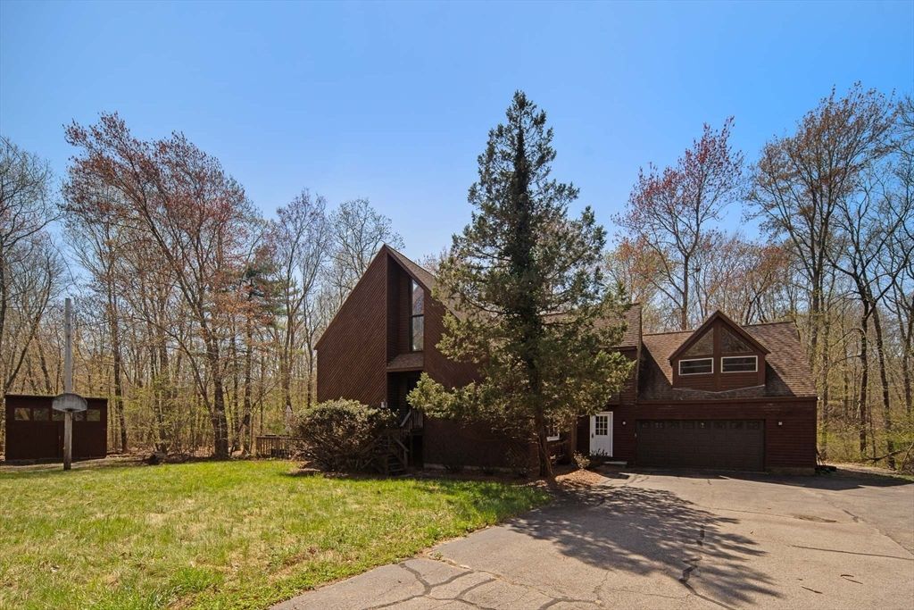 2231 Bay Rd, Sharon, MA 02067