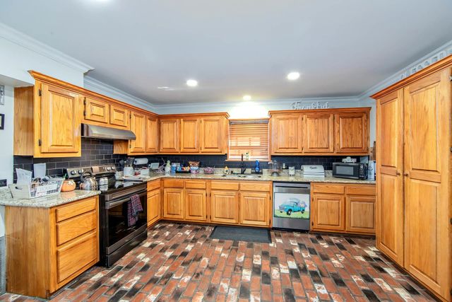 924 Eagle Dr, Houma, LA 70364