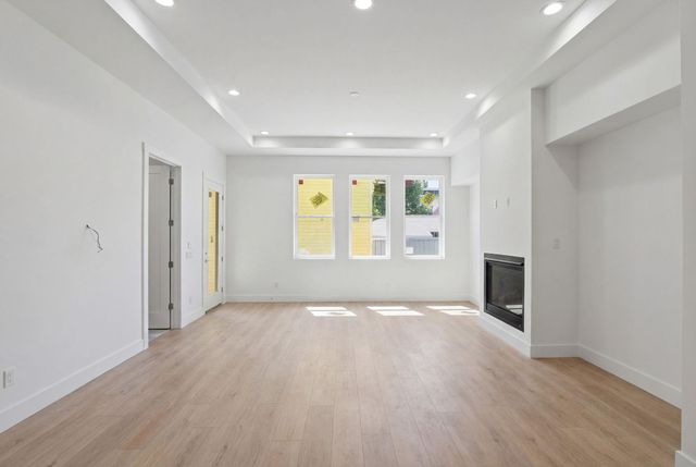 312 W 9th St, Houston, TX 77007