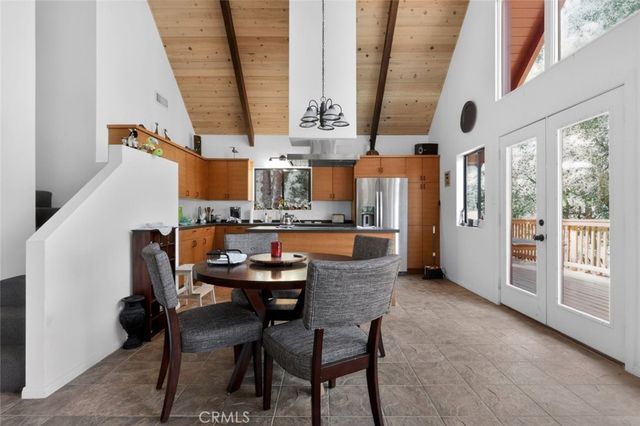 1523 Lassen Way, Pine Mountain Club, CA 93222